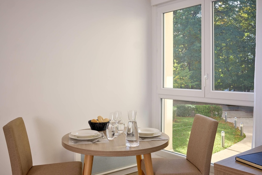 Quality Aparthotel St-Quentin en Yvelines 14/23