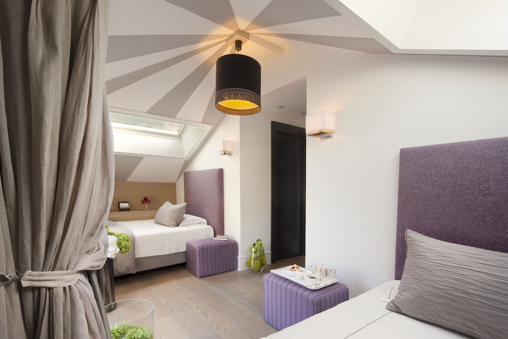 Superior, Family, Twin Beds