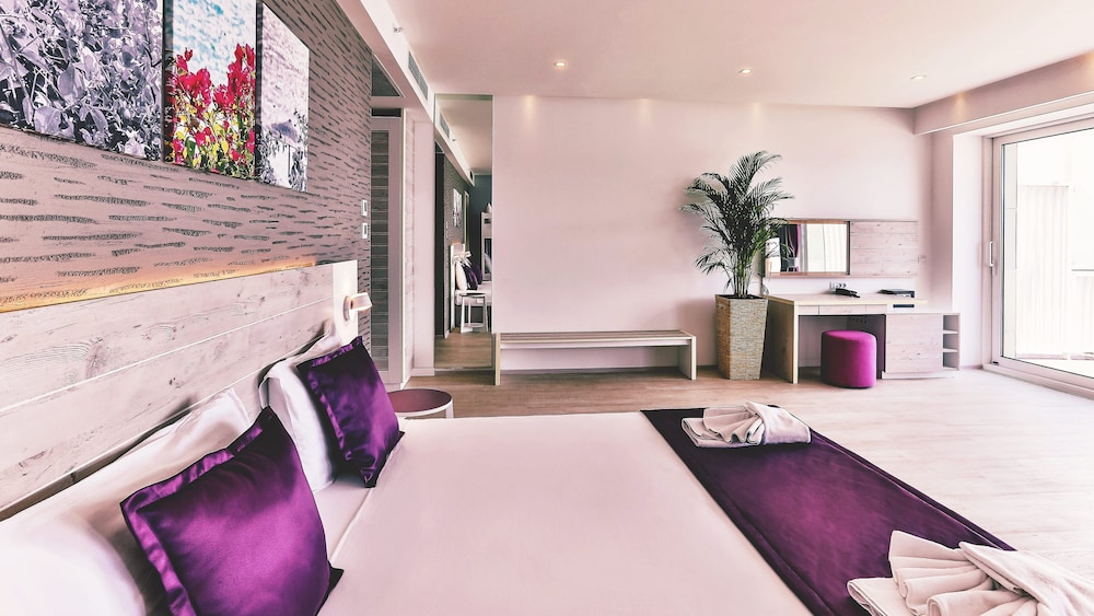 Carine Hotel Park 20/61
