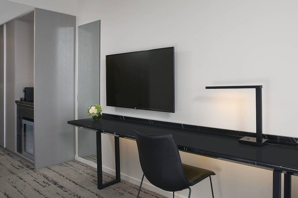 Courtyard by Marriott Brisbane South Bank 30/34
