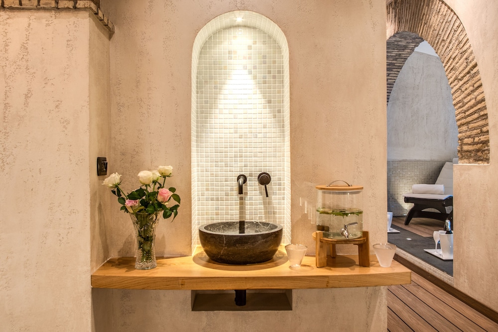 Boutique Relais Barozzi 62/68