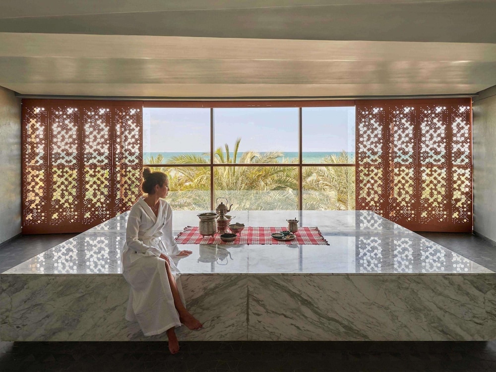 Fairmont Ajman 33/78