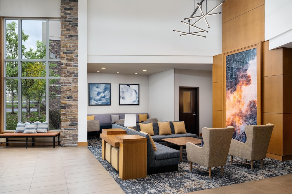 Hyatt Place Canton 37/62