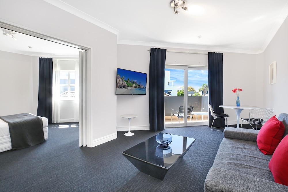 Sydney Airport Suites 28/50