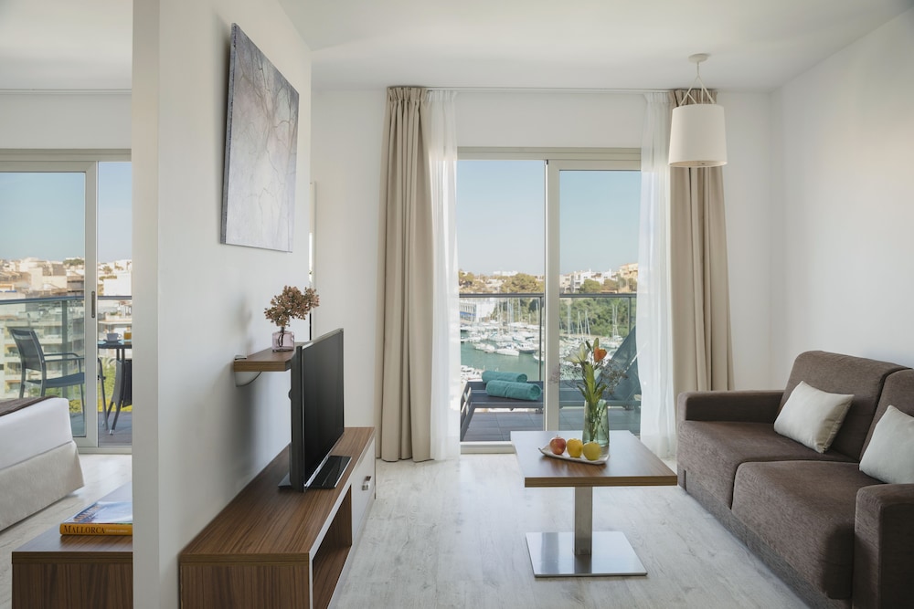 Porto Drach Aparthotel & Suites 27/47