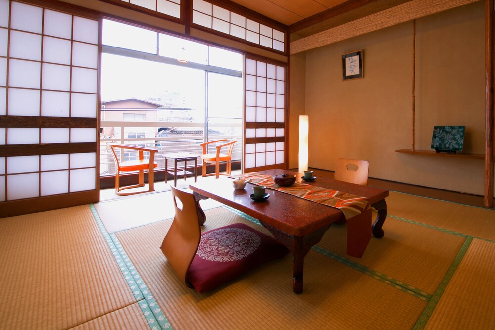 Beppu Koraku 51/60