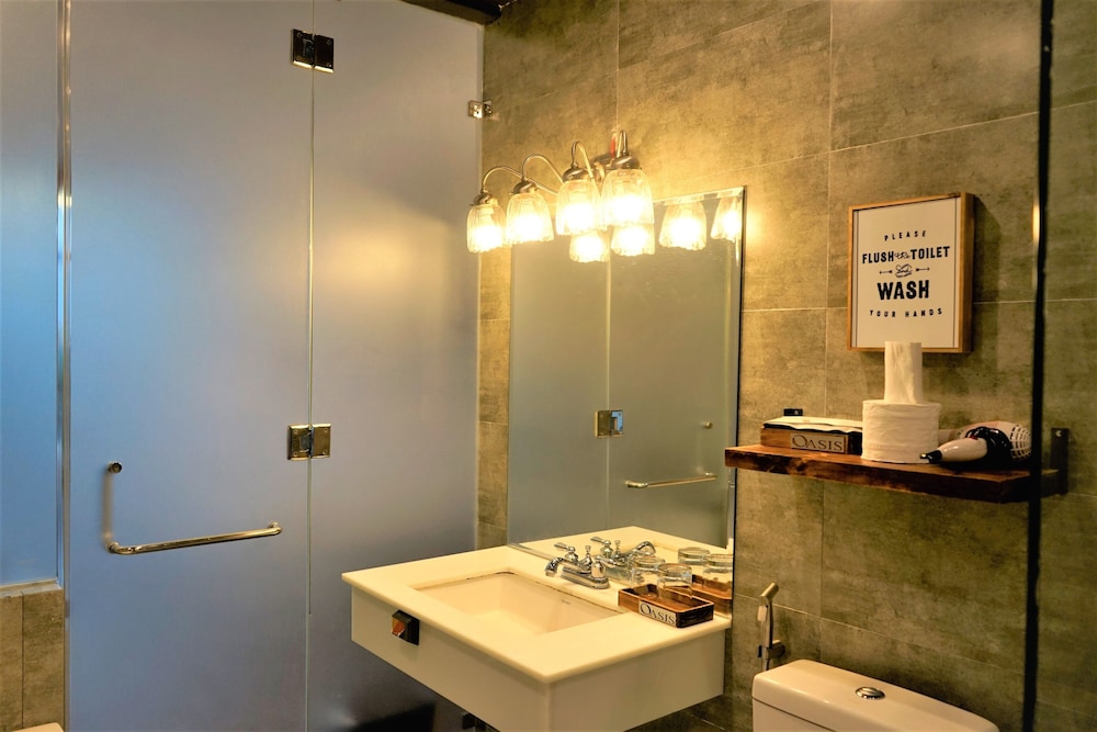 Oasis Hotel & Apartment 49/50