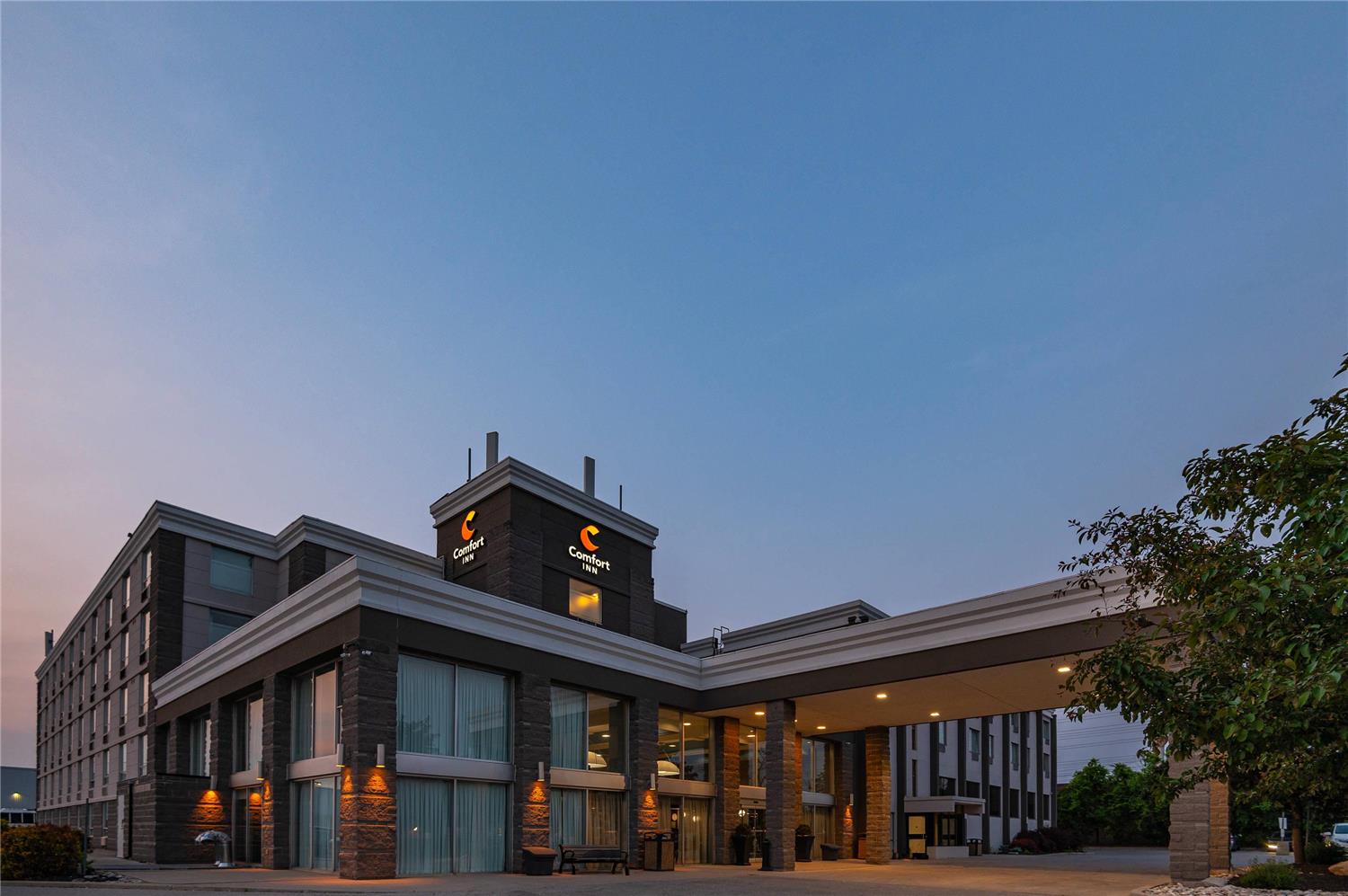 Comfort Inn and Conference Centre Toronto Airport 3/26