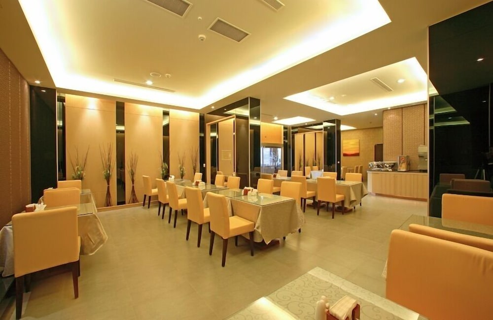 Amain Boutique Motel Tu Cheng 65/69