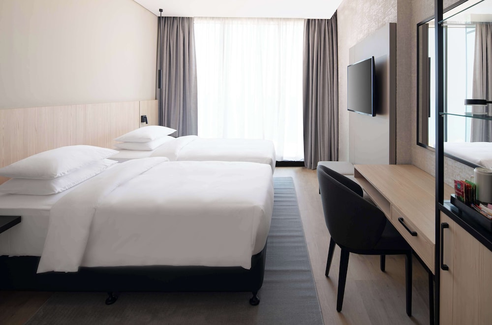 Park Inn by Radisson Hotel & Apartments Kuwait 25/62