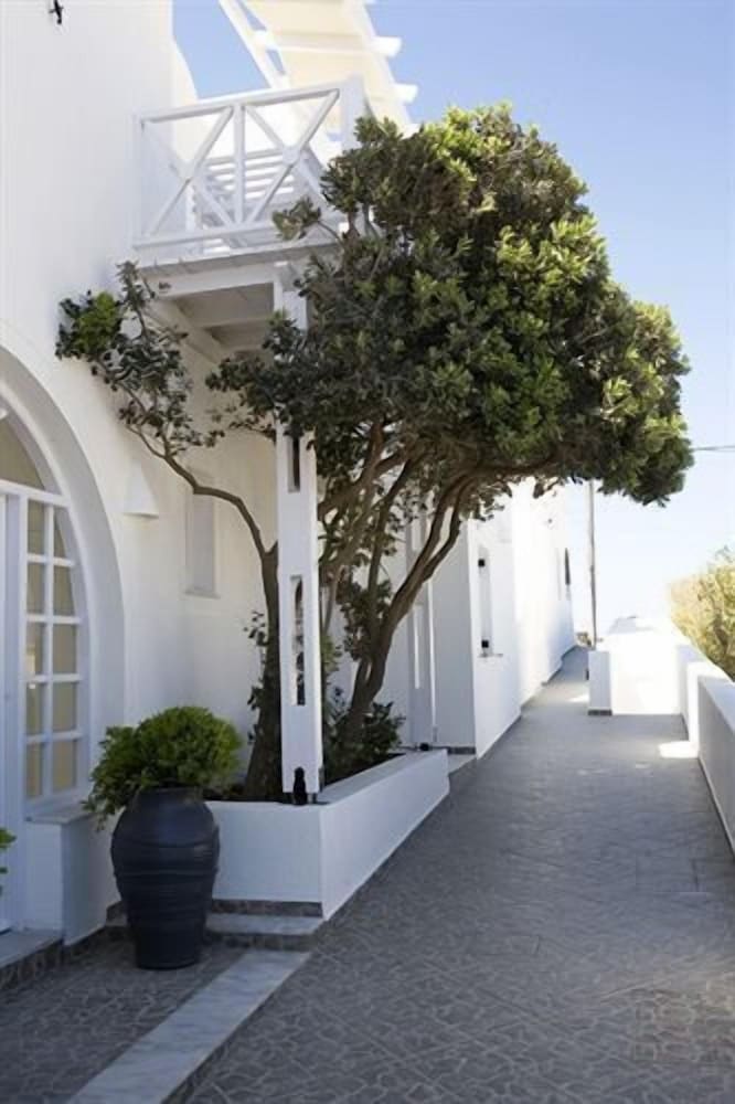 Philippion Boutique Hotel 34/39