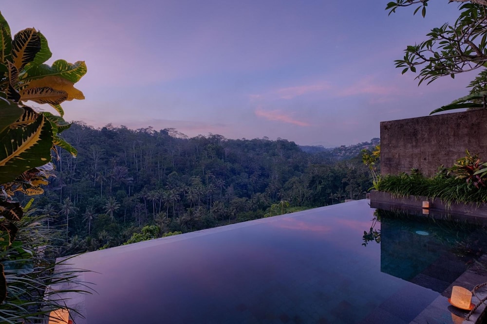 Black Penny Villas Ubud 63/67