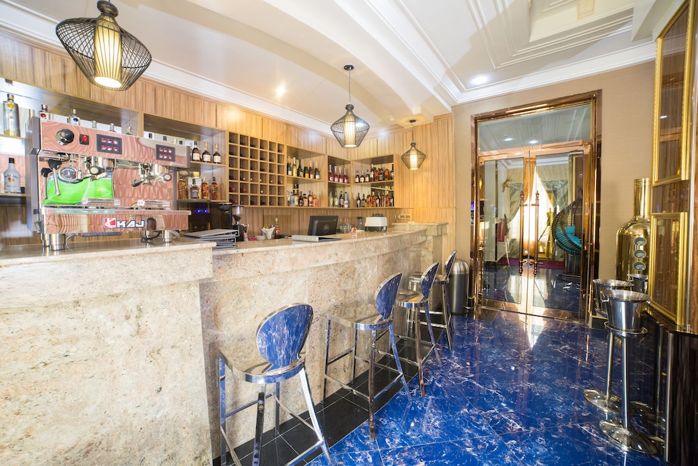 Corinthia Villa Hotel 23/30
