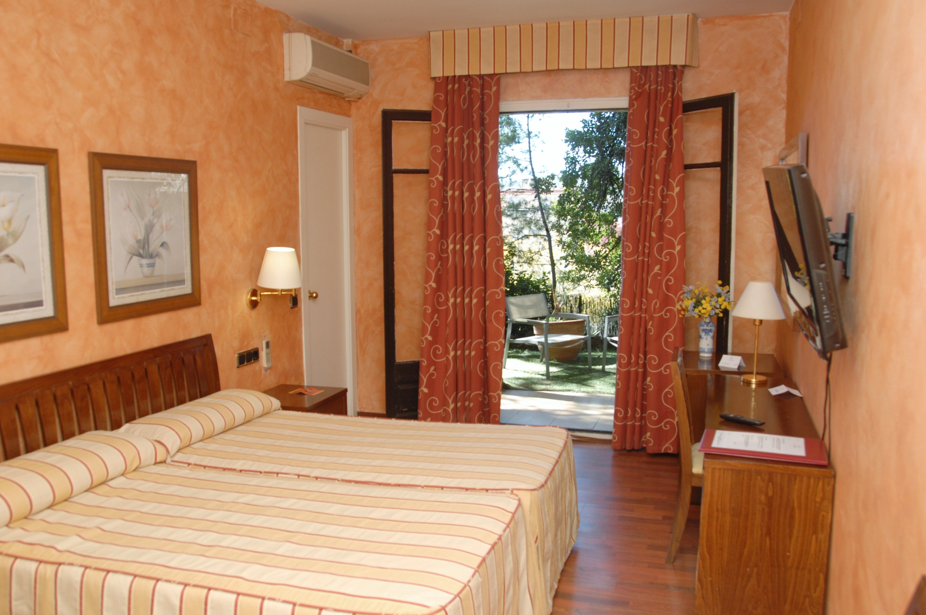 Hotel El Castell 8/48