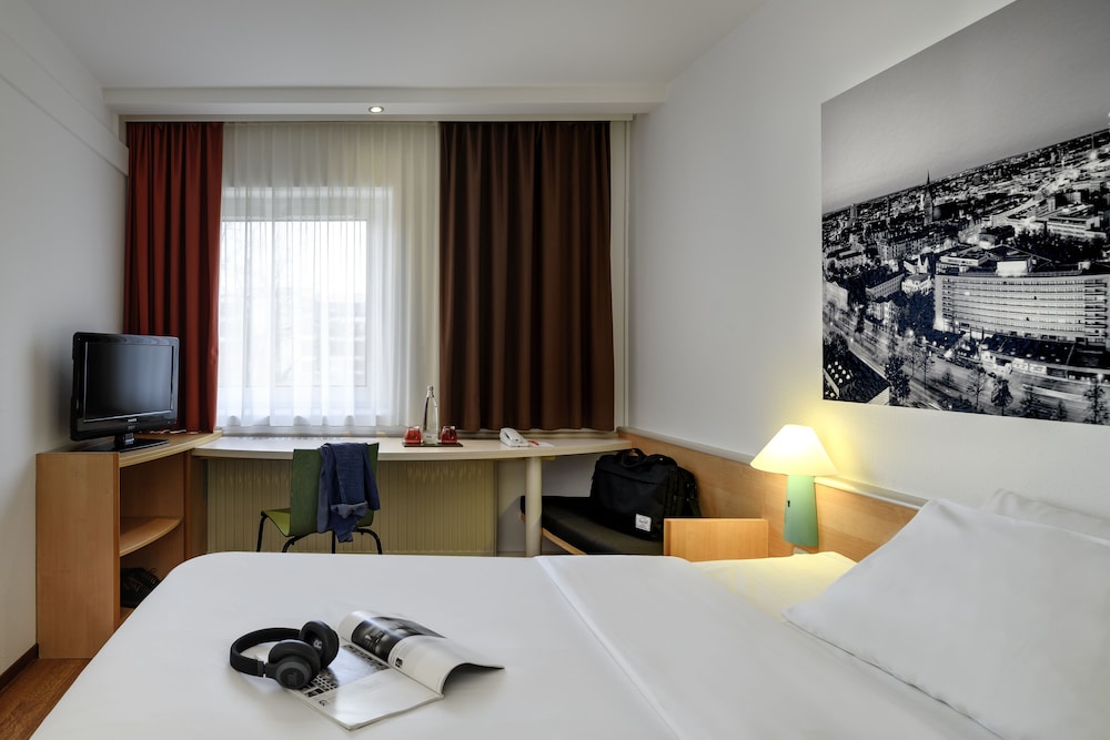 IBIS HANNOVER MEDICAL PARK 21/64