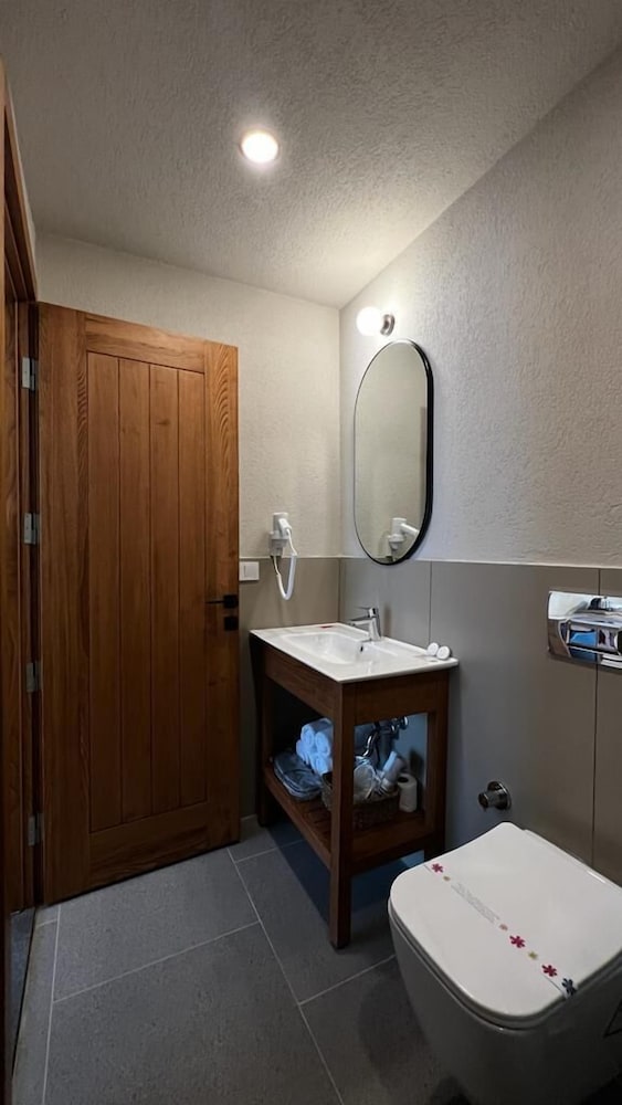 Mimoza Hotel Belcegiz Carsi Cd 7 21/22