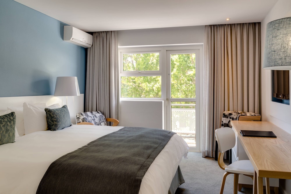 Protea Hotel by Marriott Cape Town Sea Point 19/38