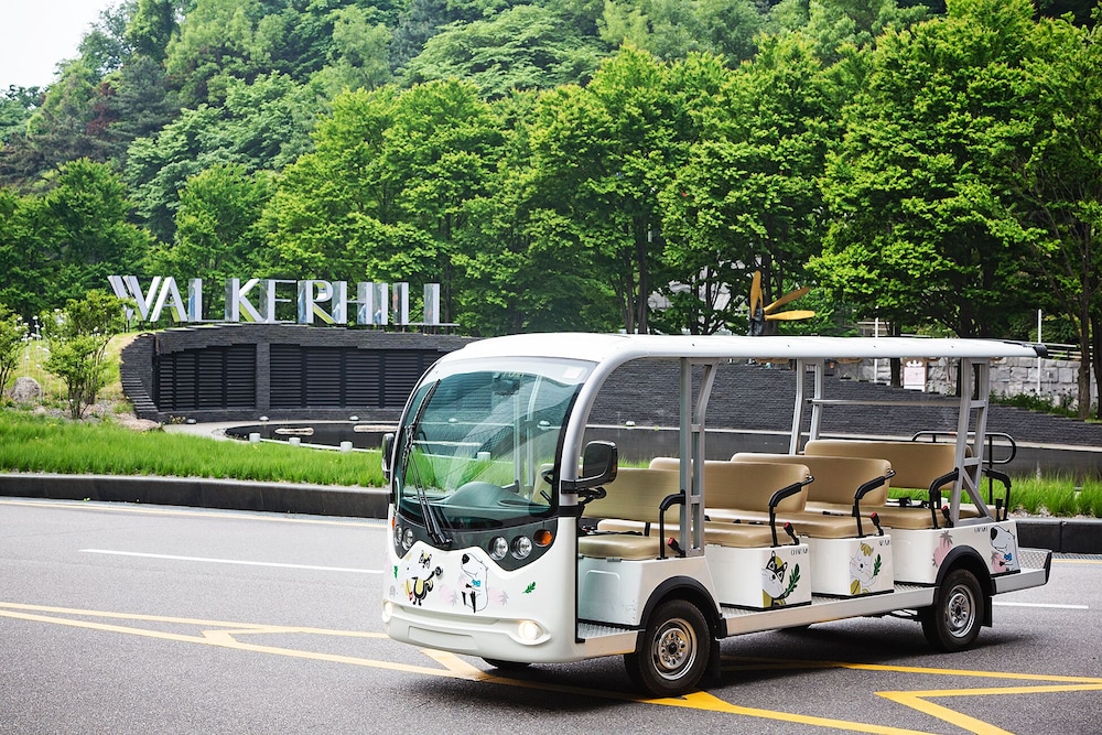 Grand Walkerhill Seoul 68/73