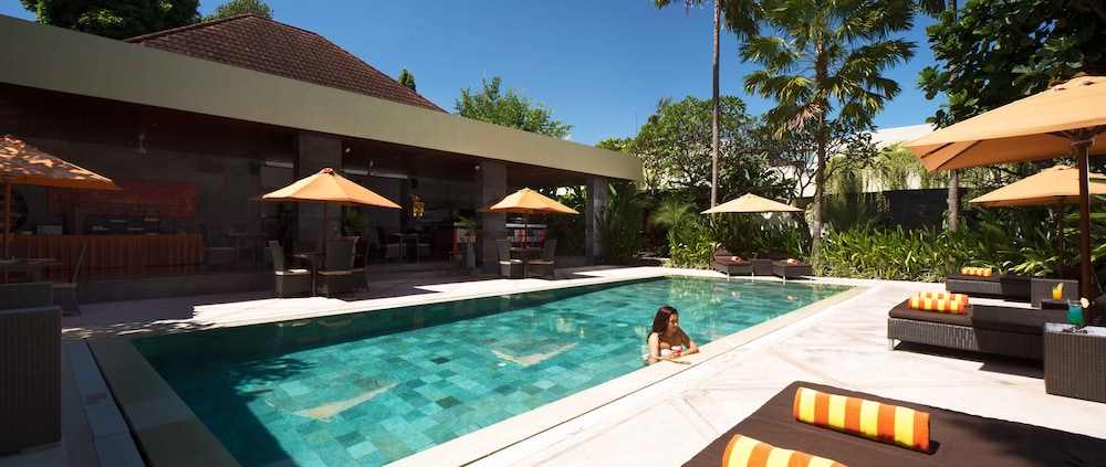 Sun Island Boutique Villas & Spa Seminyak 30/33