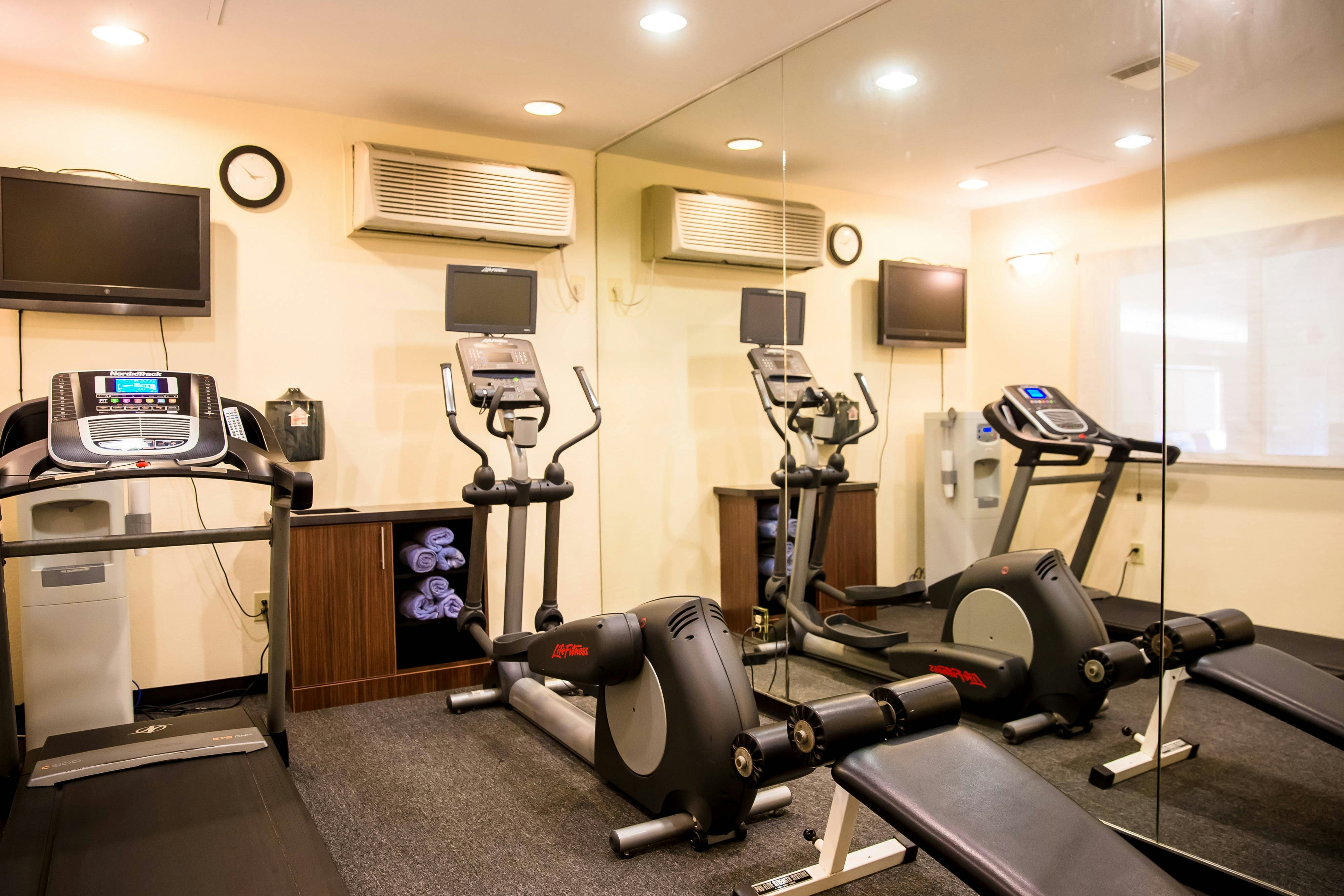 Fairfield Inn & Suites by Marriott Fredericksburg 15/22