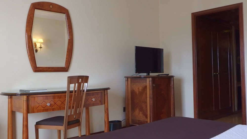 Golden Tulip Porto Gaia Hotel 56/68
