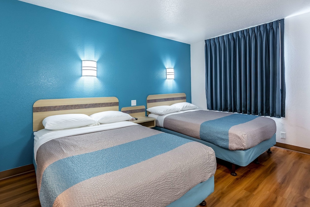 Motel6 Caseyville, IL 20/64