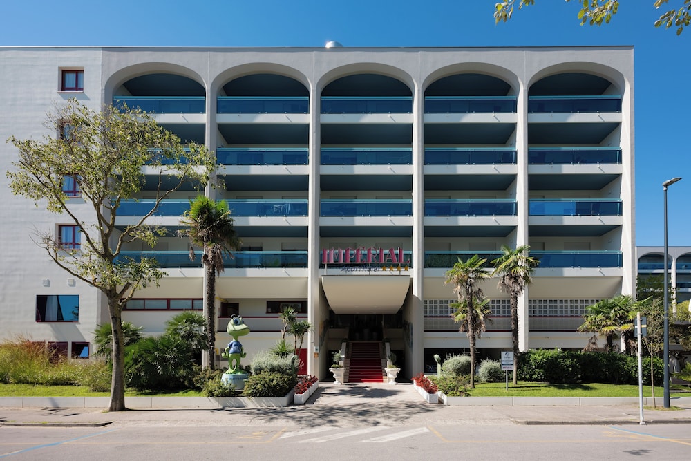 Aparthotel Imperial 2/40