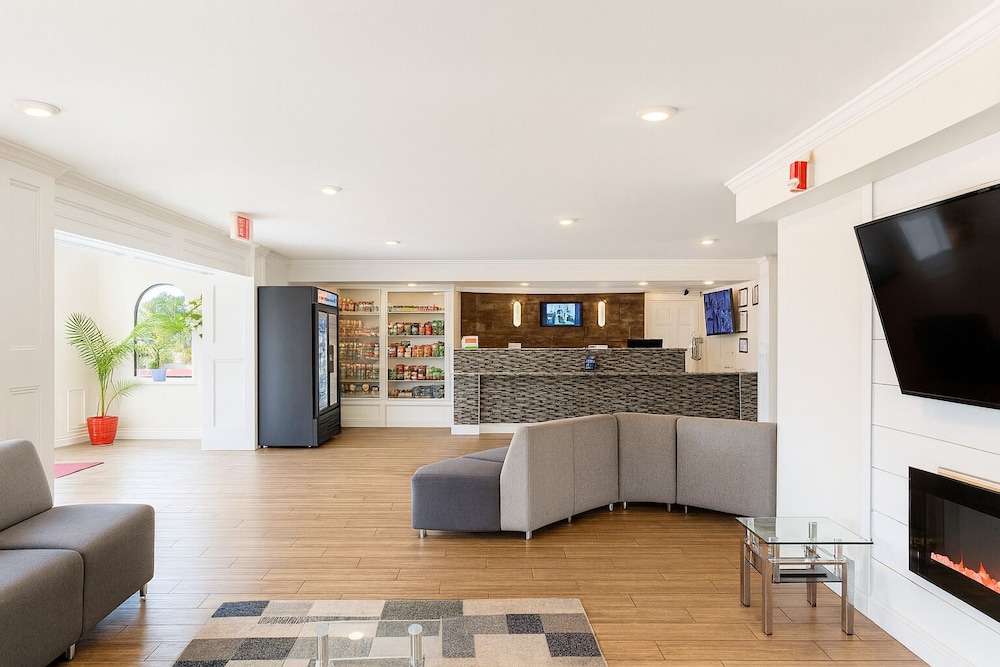 Horizon Inn & Suites 33/48