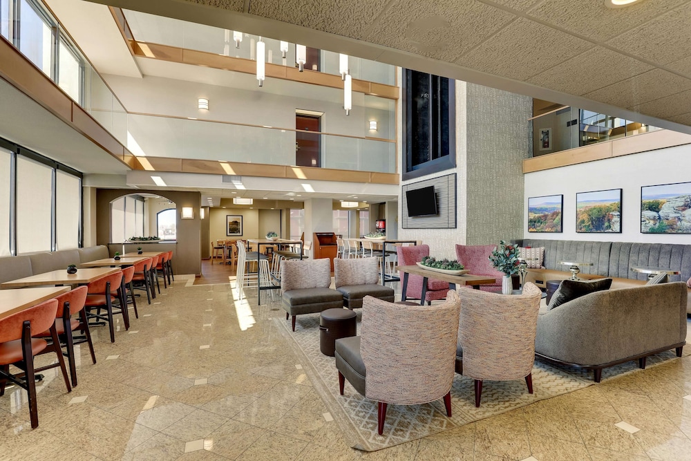 Drury Inn & Suites Marion 35/50