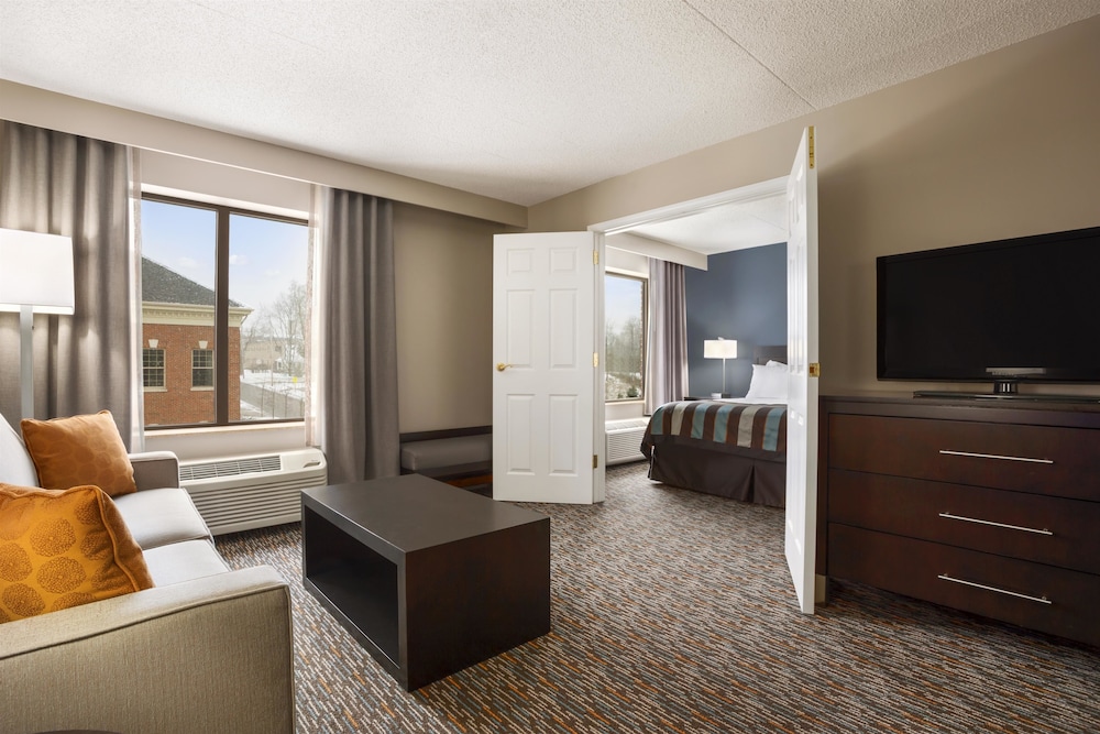 Wingate by Wyndham Sylvania/Toledo 35/56