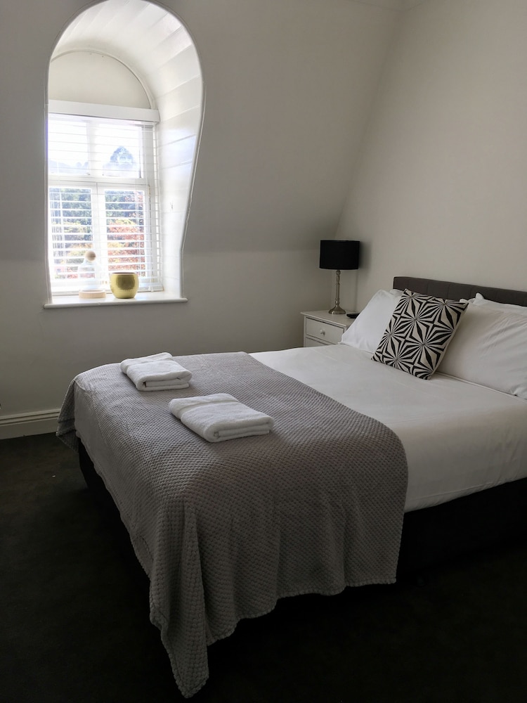 The Grand Hotel Healesville 15/47