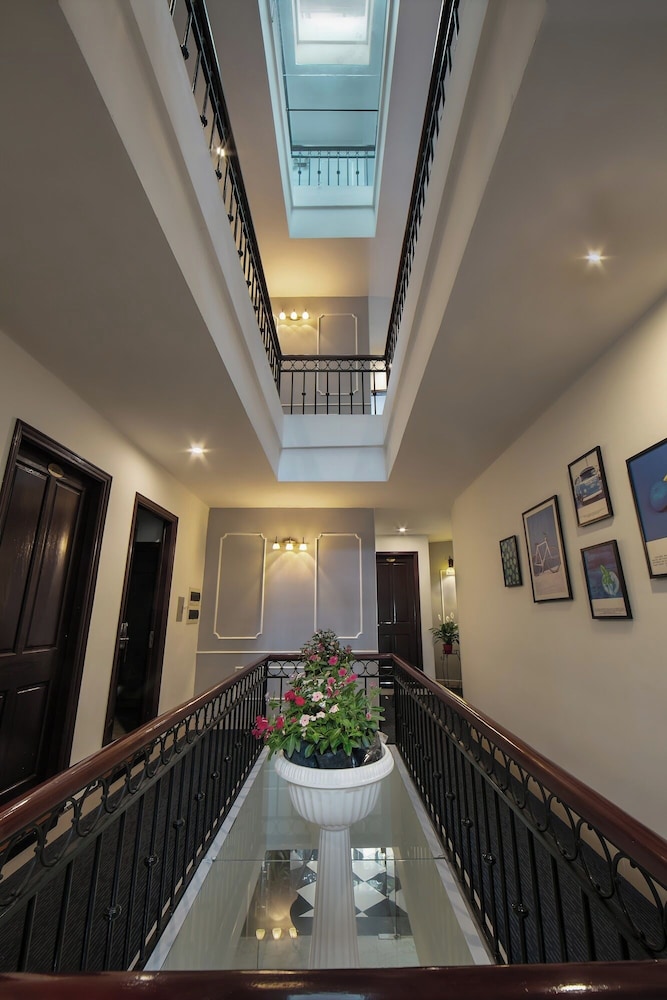Hanoi Garden Hotel 2/62