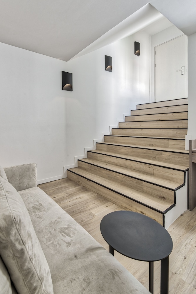Bitzaro Hotel 25/50