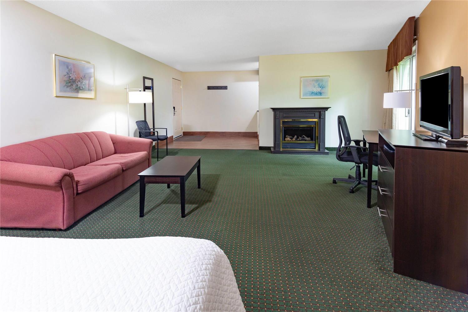 Travelodge By Wyndham Bracebridge 6/13