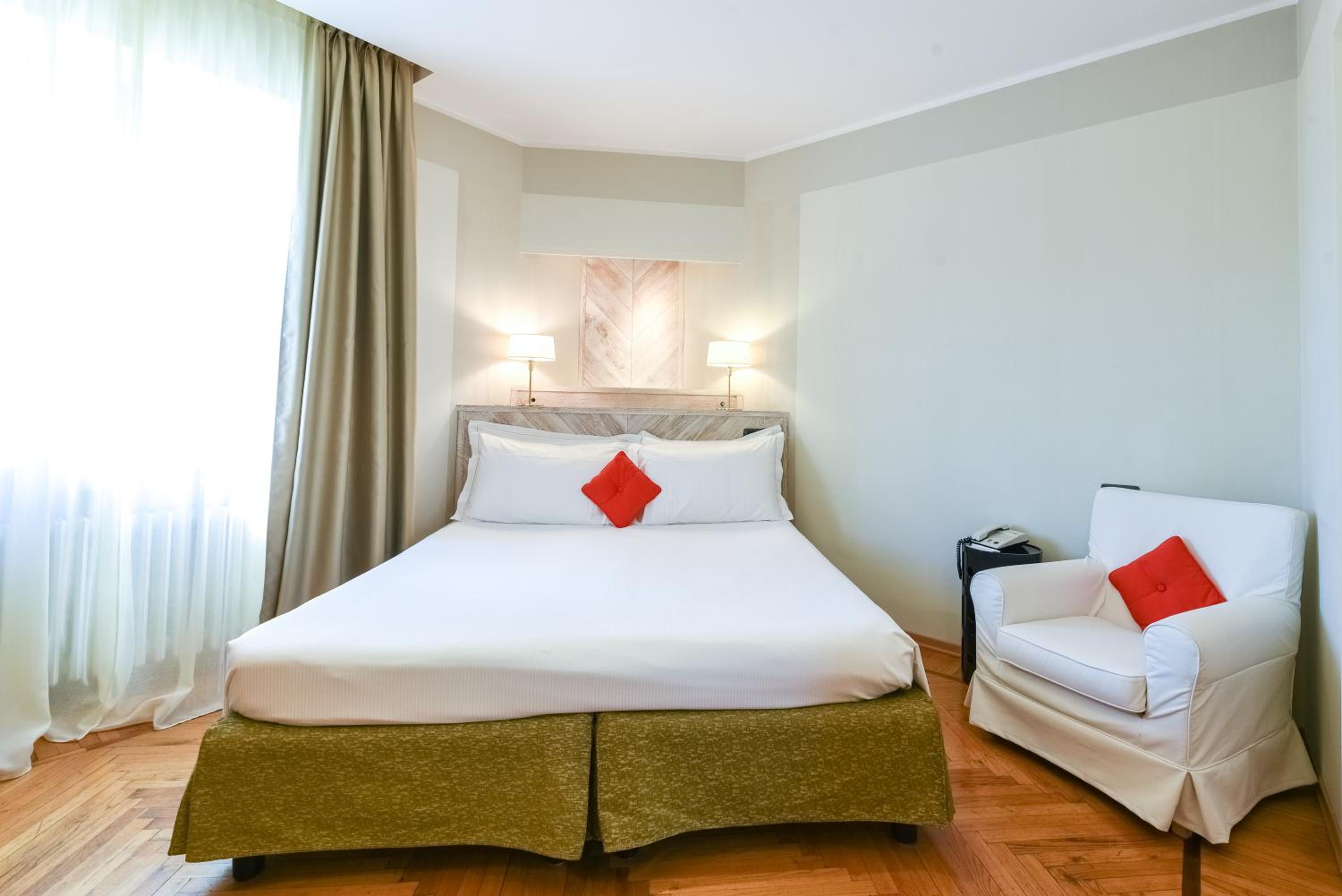 Room, Double Bed, Church View