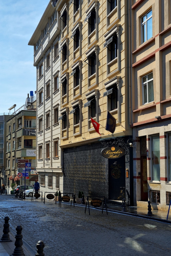Burckin Hotel 2/46