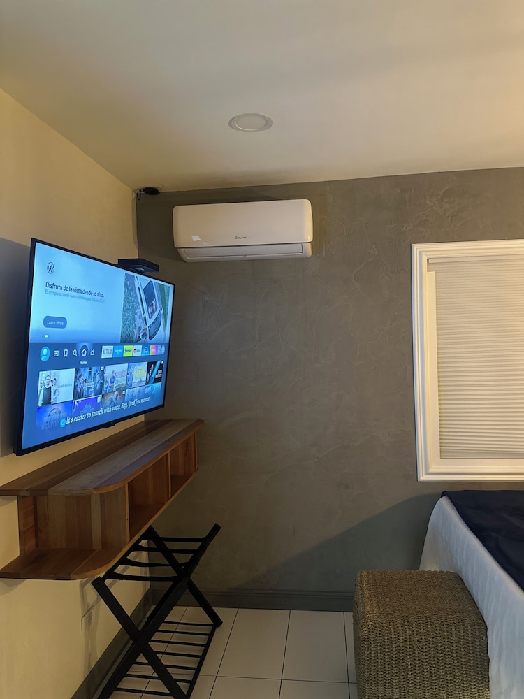 Berlor Airport Inn 39/50
