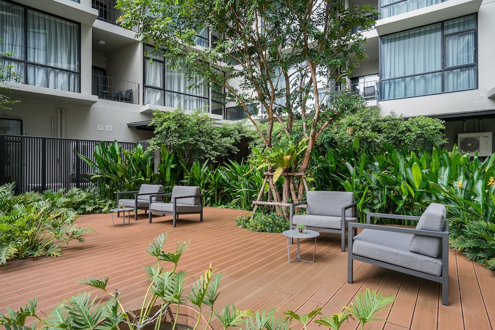 Altera Hotel And Residence Pattaya 55/62