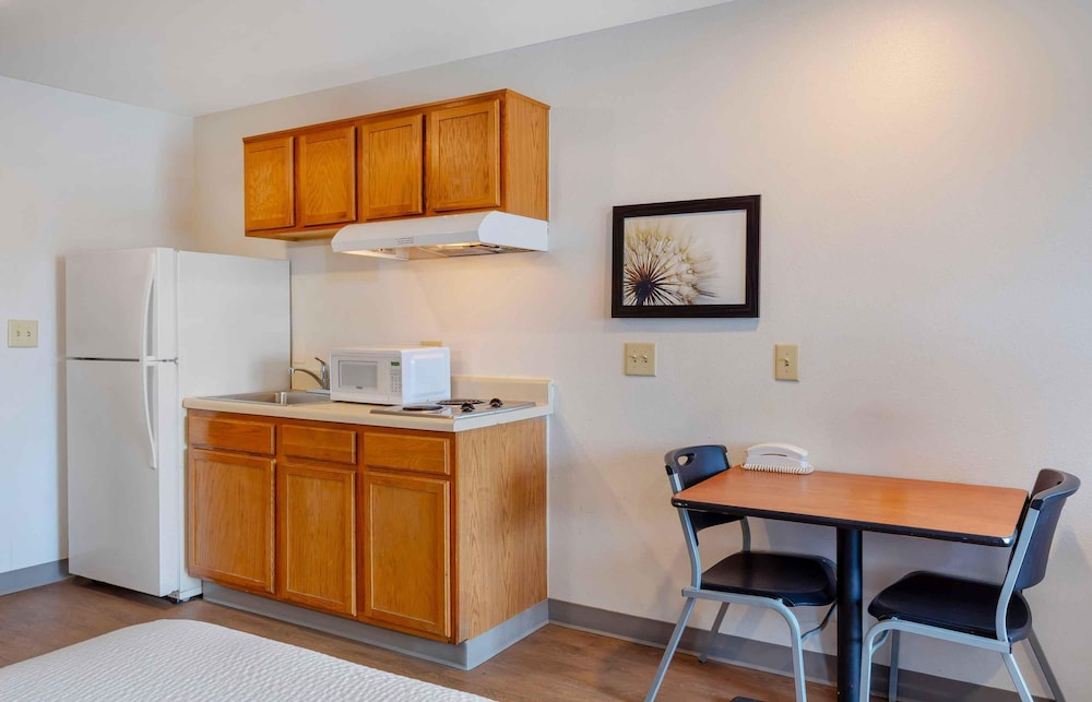 Extended Stay America Select Suites - Fayetteville 7/50