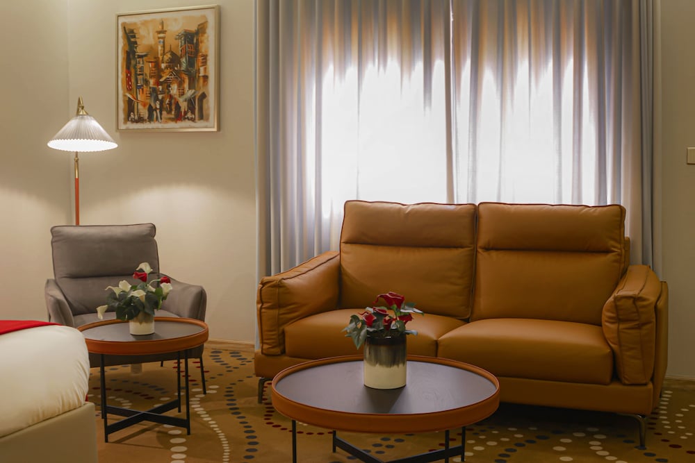 فندق ريدويفز(Redwaves Hotel) 31/47
