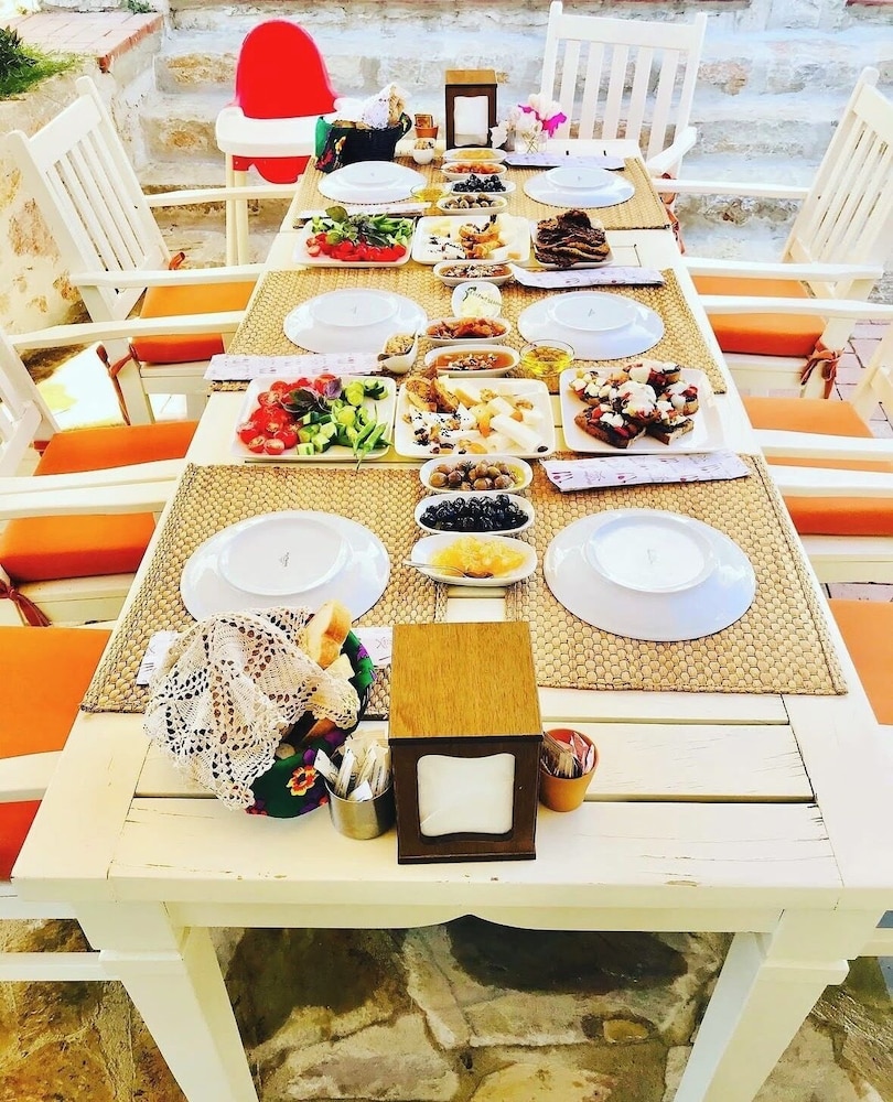 Eski Datca Otel 54/70
