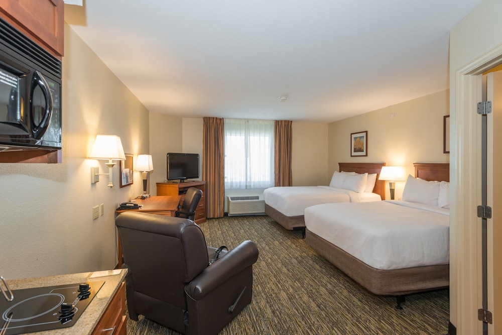 Candlewood Suites Mobile-Downtown 12/41