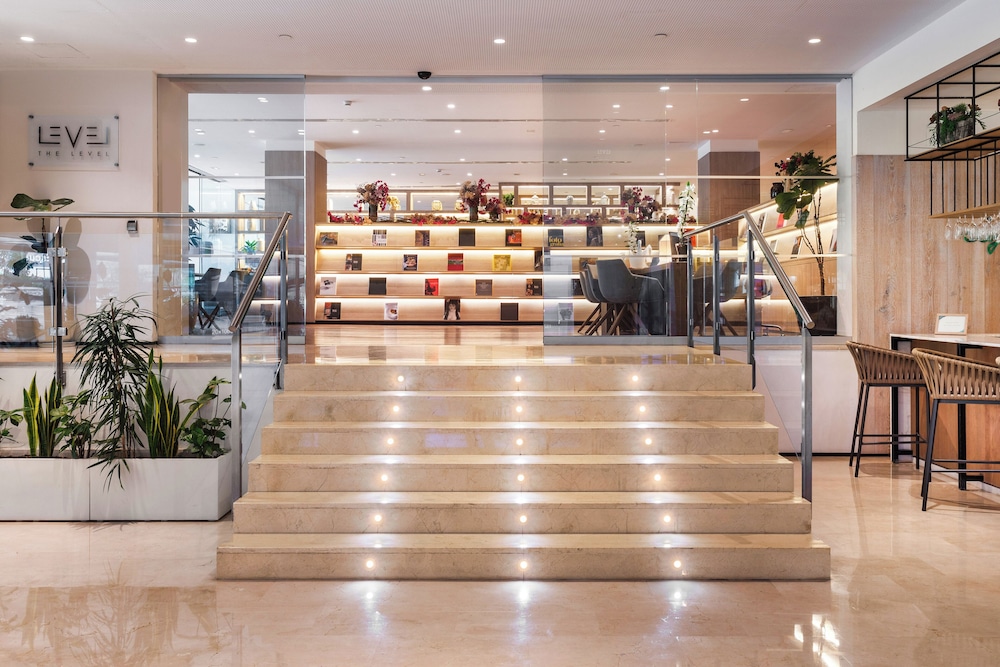 The Level at Melia Sevilla 9/62