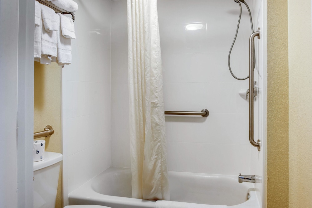 Econo Lodge Freeport - Brunswick Area 10/29