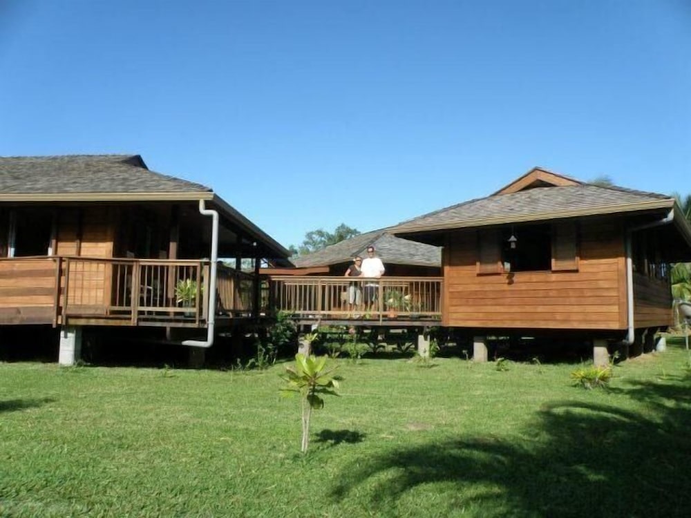 Moorea Surf Bed And Breakfast Hostel 29/32