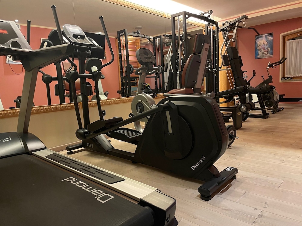 Hotel Madonna Delle Nevi 33/50