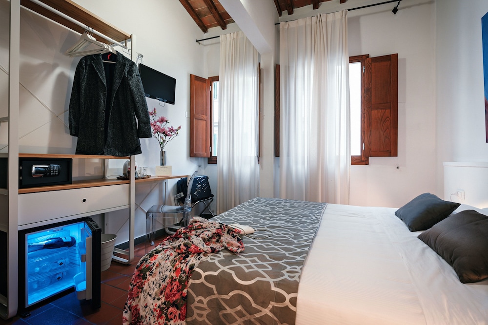 SETTE ANGELI ROOMS 39/72