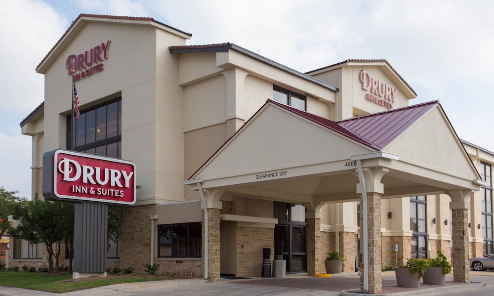 Drury Inn and Suites Northeast San Antonio 2/28