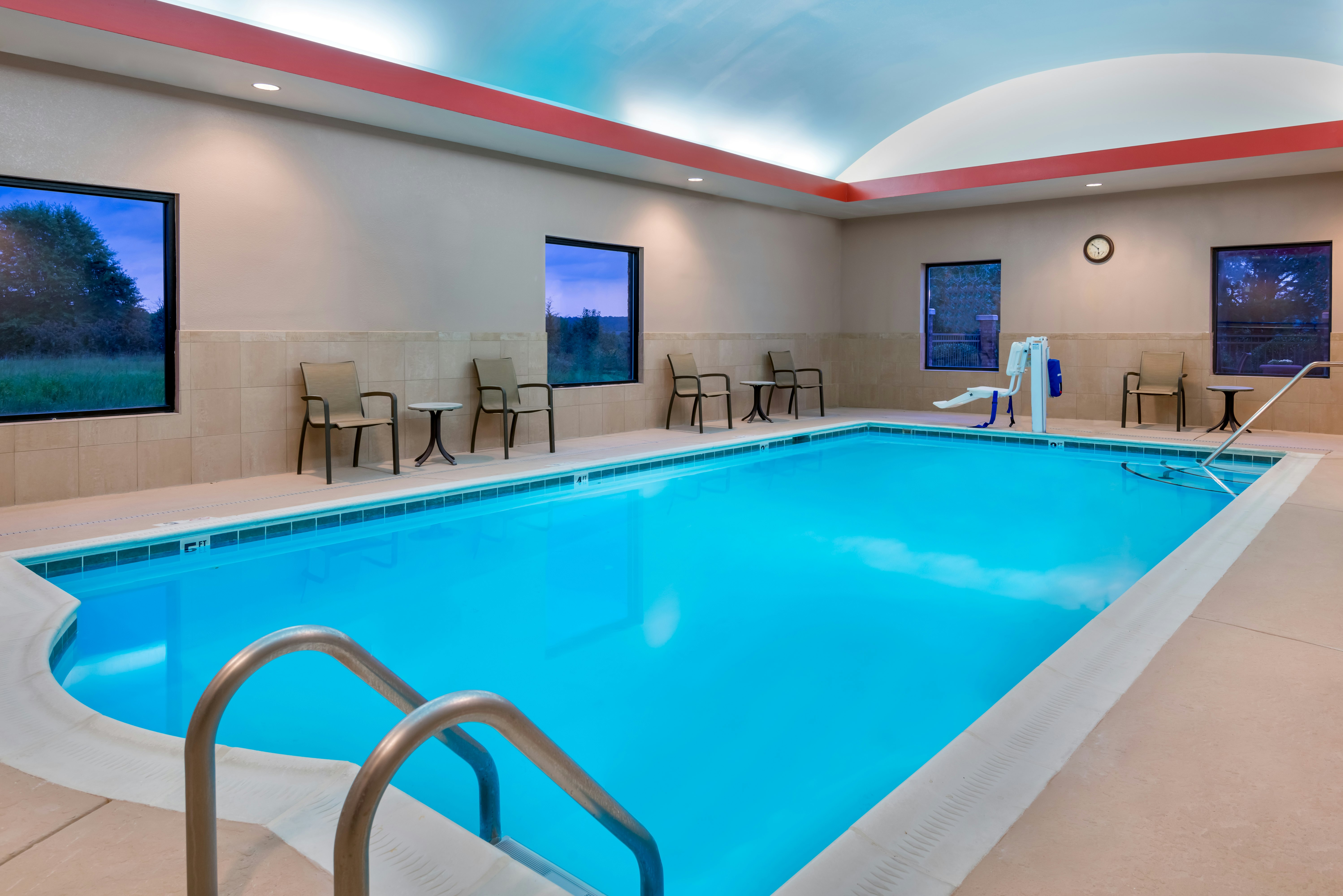 Hampton Inn and Suites Winston-Salem University Area 4/14