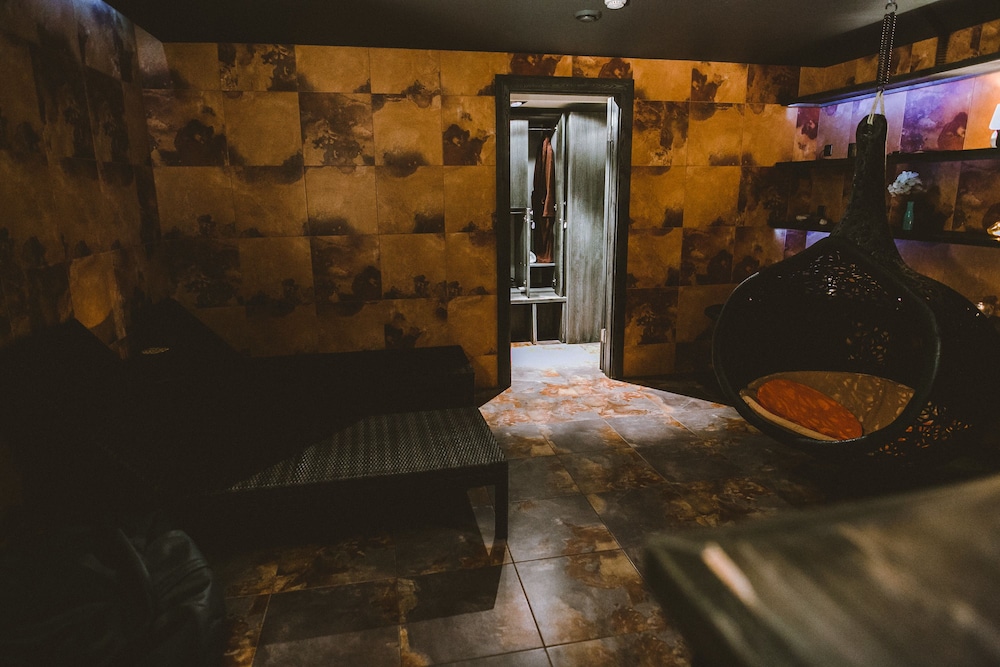Hanza Hotel 38/56